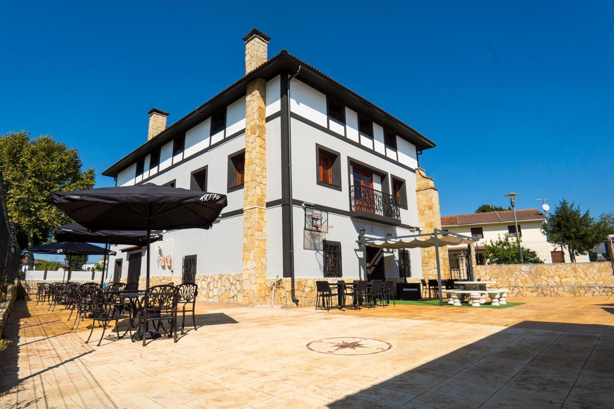 Paratene Ostatu Habitaciones Erandio Exterior foto